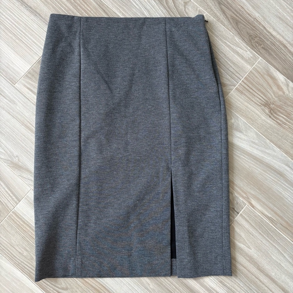 Banana Republic 24-Hour Ponte Pencil Skirt in Charcoal Gray